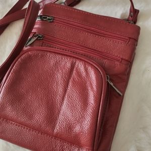 Crossbody purse